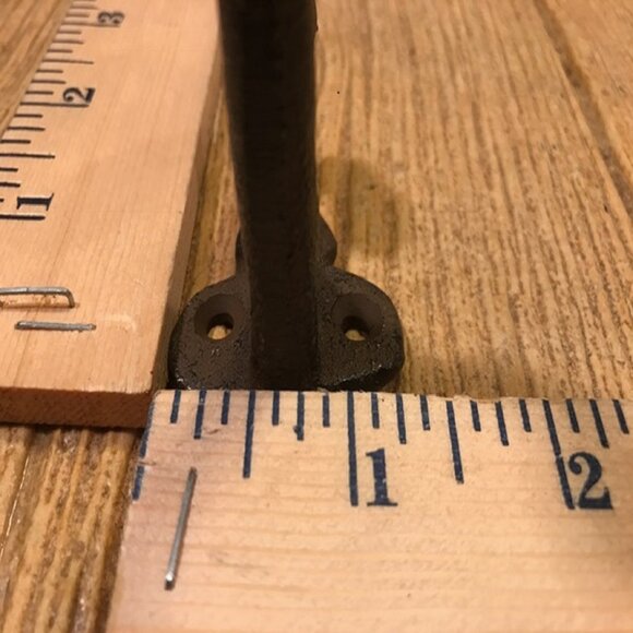 Two (2) Cast Iron Rustic Brown 2 3/4" tall Double Wall Hooks Two (2) 0170-01202 - Picture 15 of 15